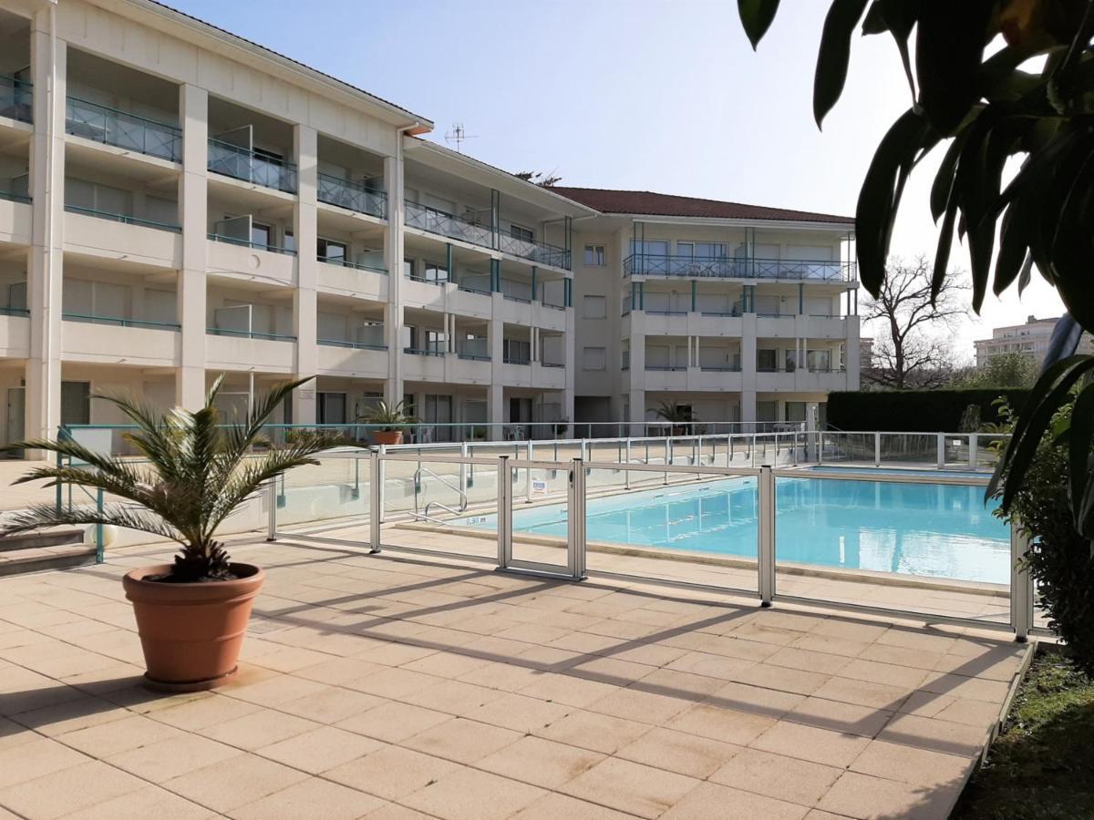 Appartement A Ciboure Avec Terrasse, Piscine Chauffee Et Parking - Ideal Golf Et Plage - Fr-1-239-551 外观 照片